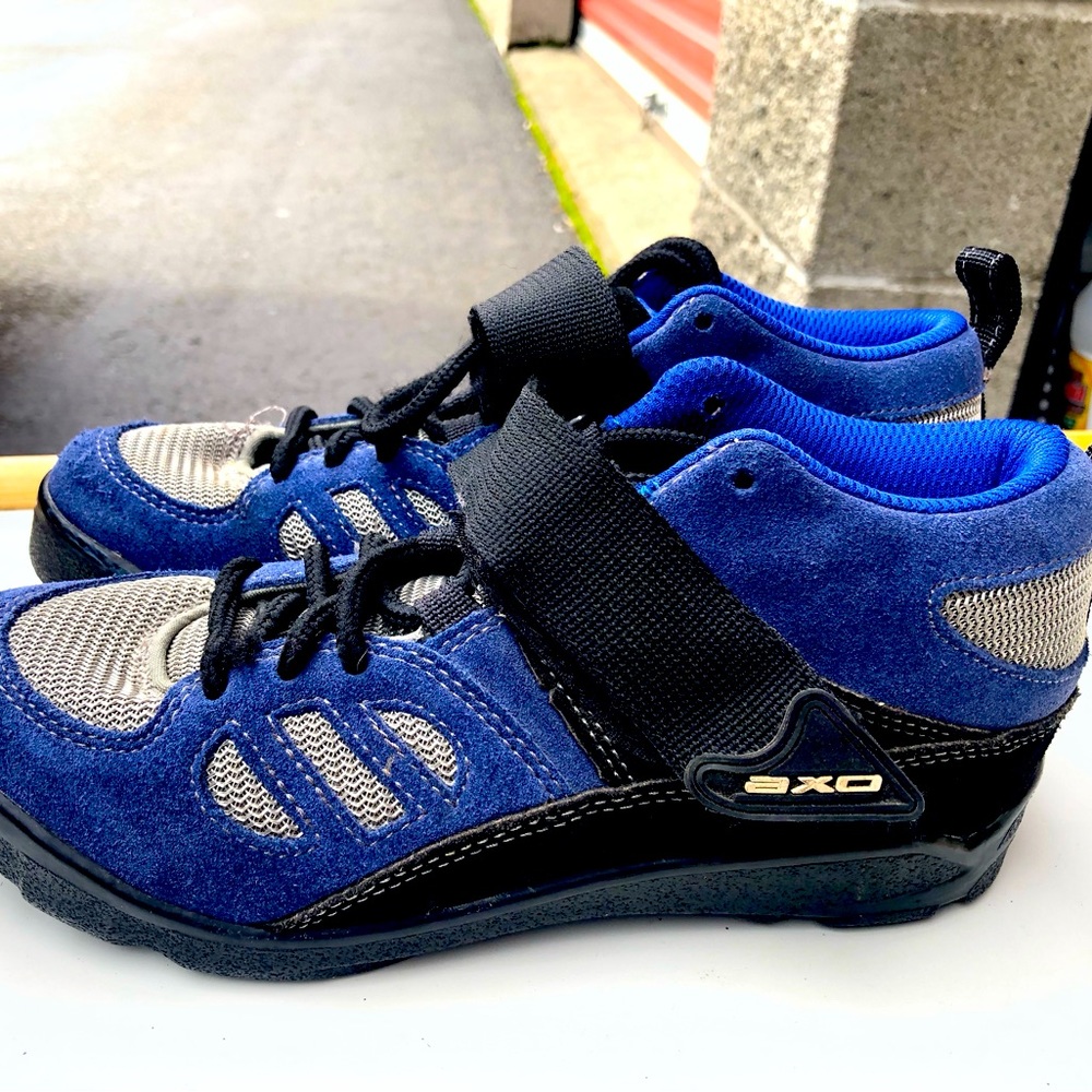 AXO Suede Women’s Blue White Cycling  Adjustable Hook cycling Shoes Size 37/5.5